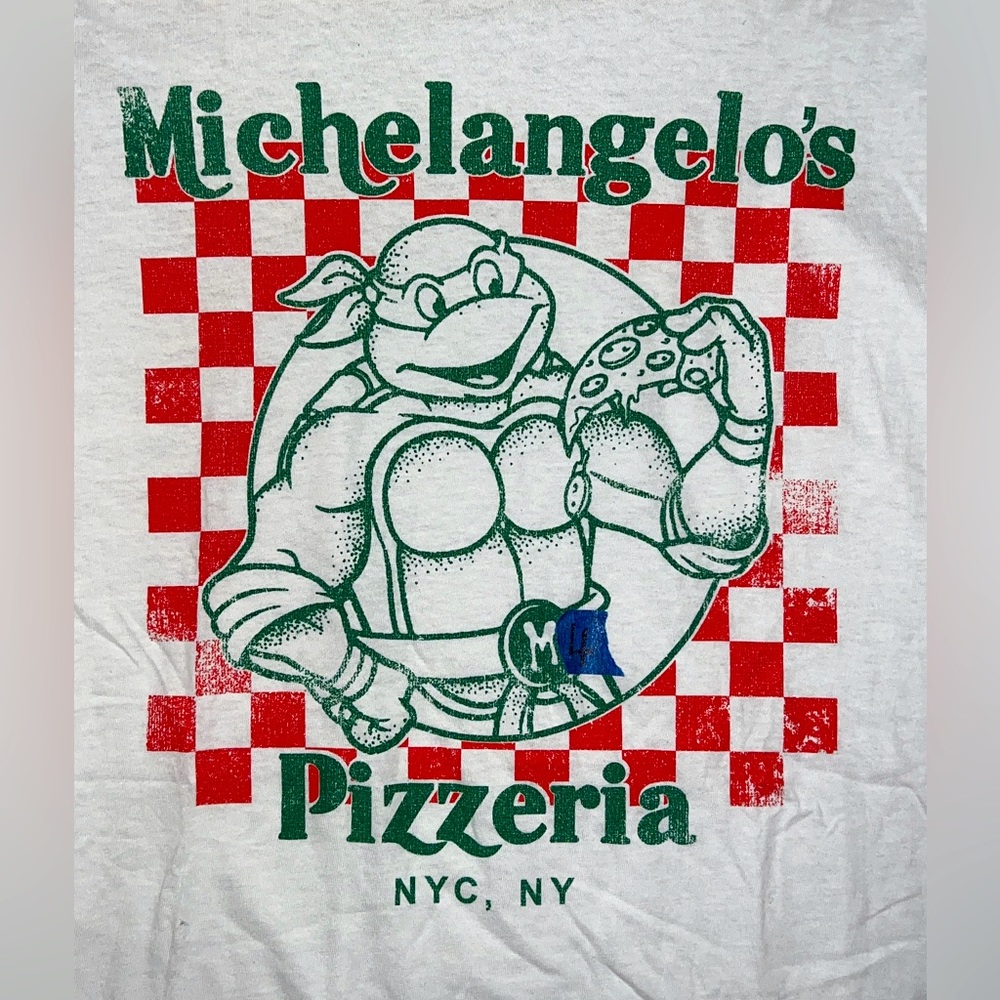 🍕NWOT! TMNT Michaelangelo Pizzeria Tshirt